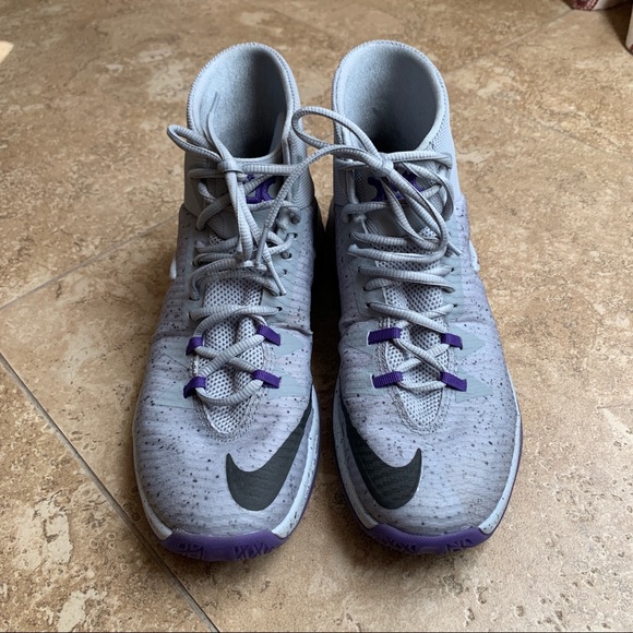 Nike Zoom Clear Out Basketball Shoes - Picture 3 of 13